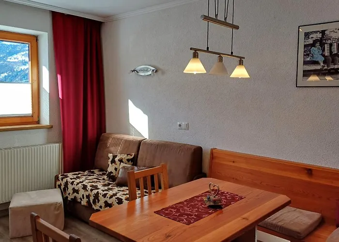 Haus Patscheider * Nauders