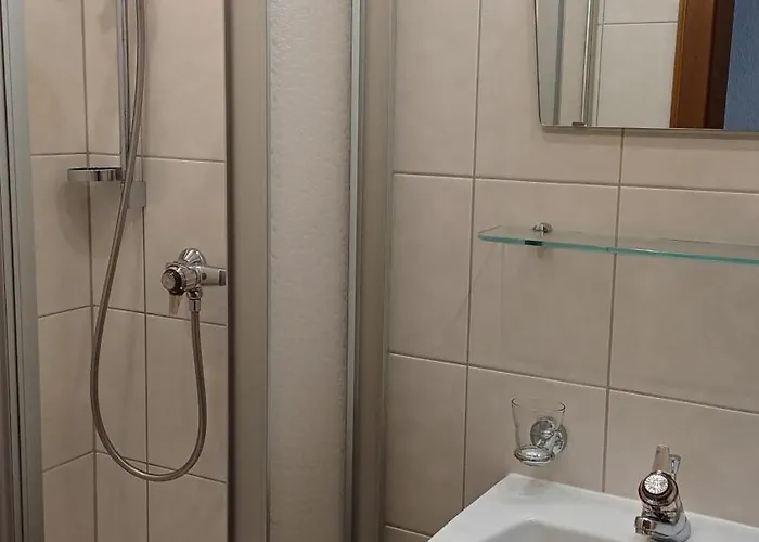 Haus Patscheider 瑙德斯